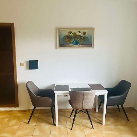 Apartmán U Slunečnice Husinetz Esterno foto
