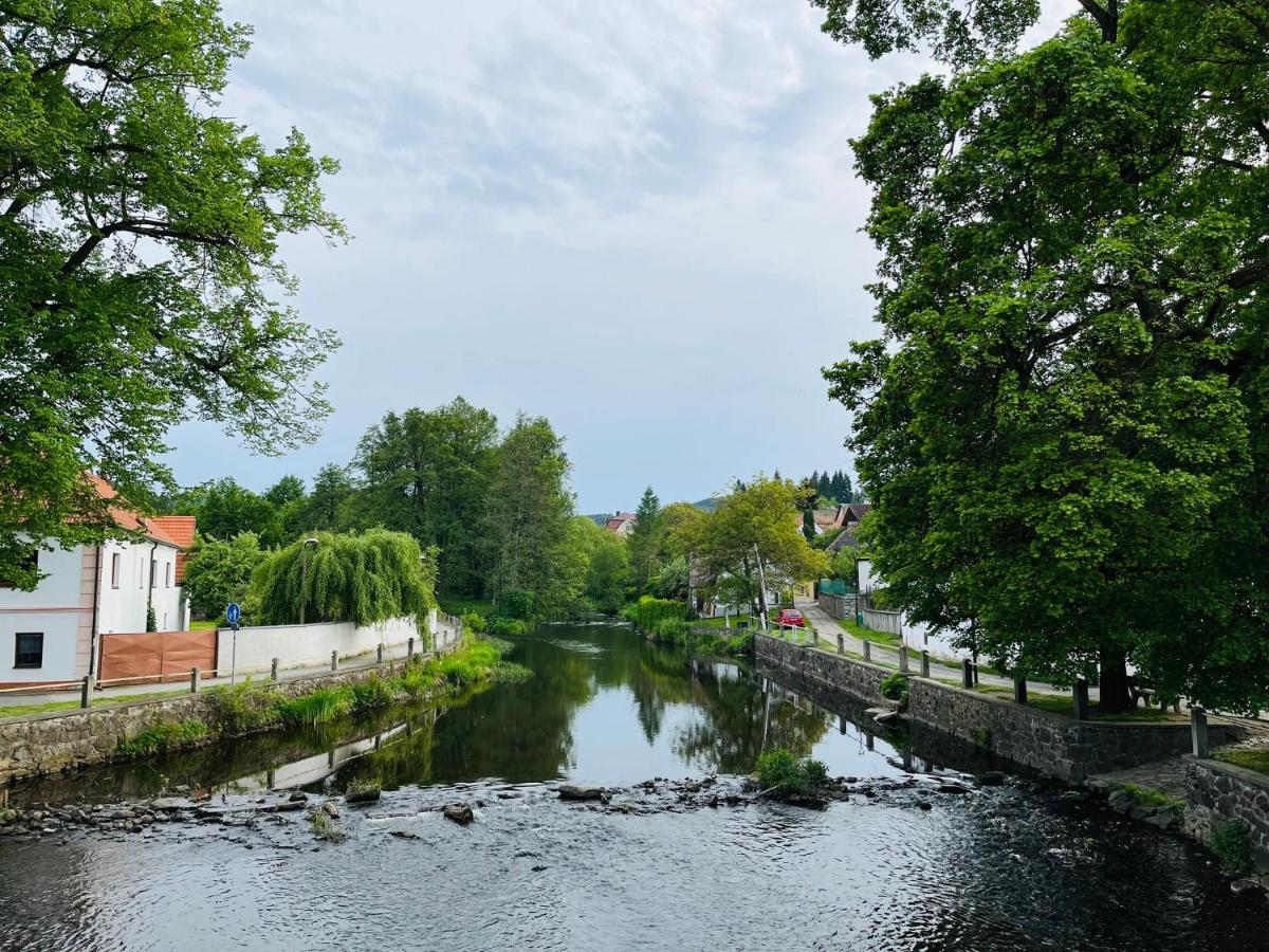 Apartmán U Slunečnice Husinetz Esterno foto