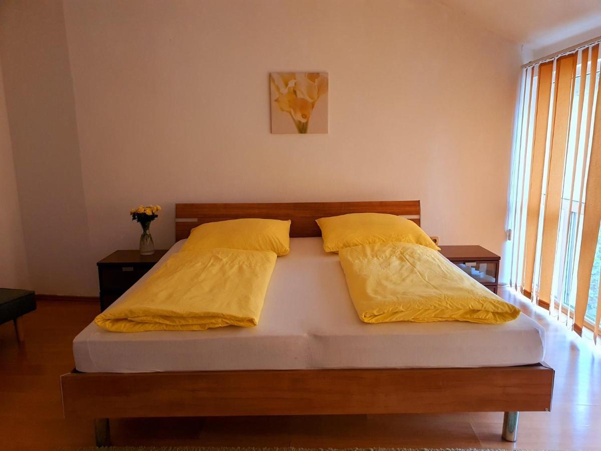 Apartmán U Slunečnice Husinetz Esterno foto