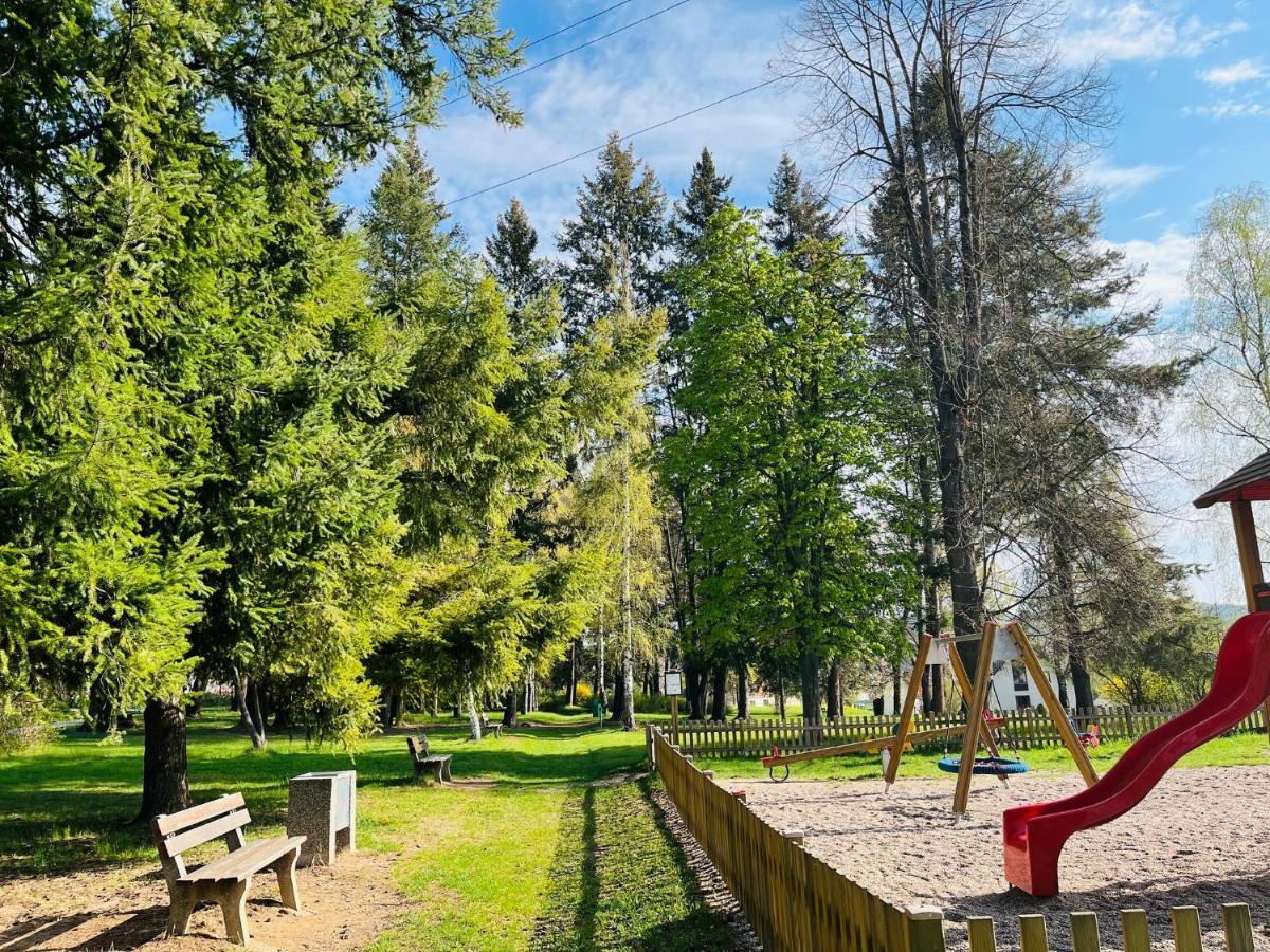 Apartmán U Slunečnice Husinetz Esterno foto