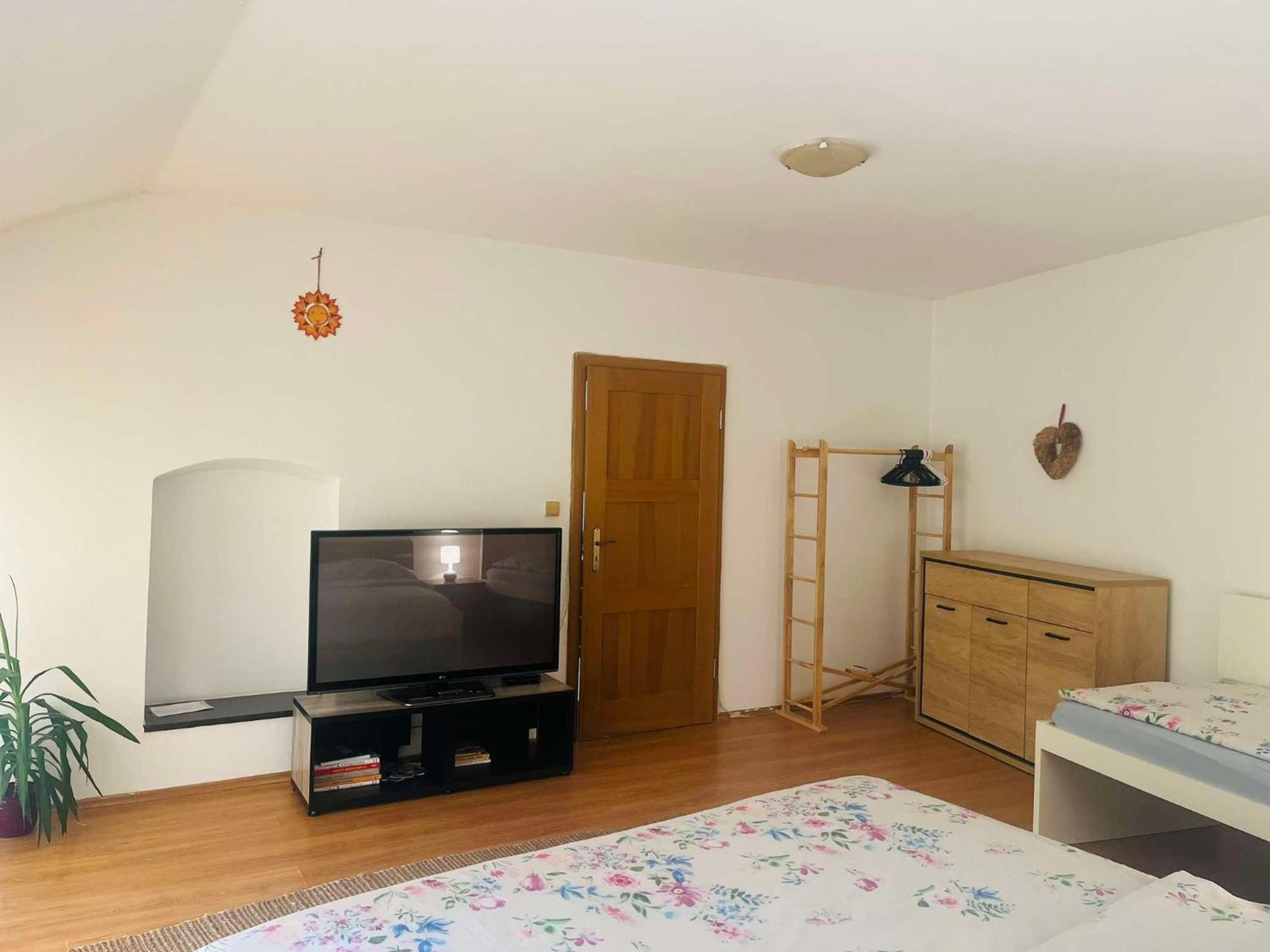 Apartmán U Slunečnice Husinetz Esterno foto
