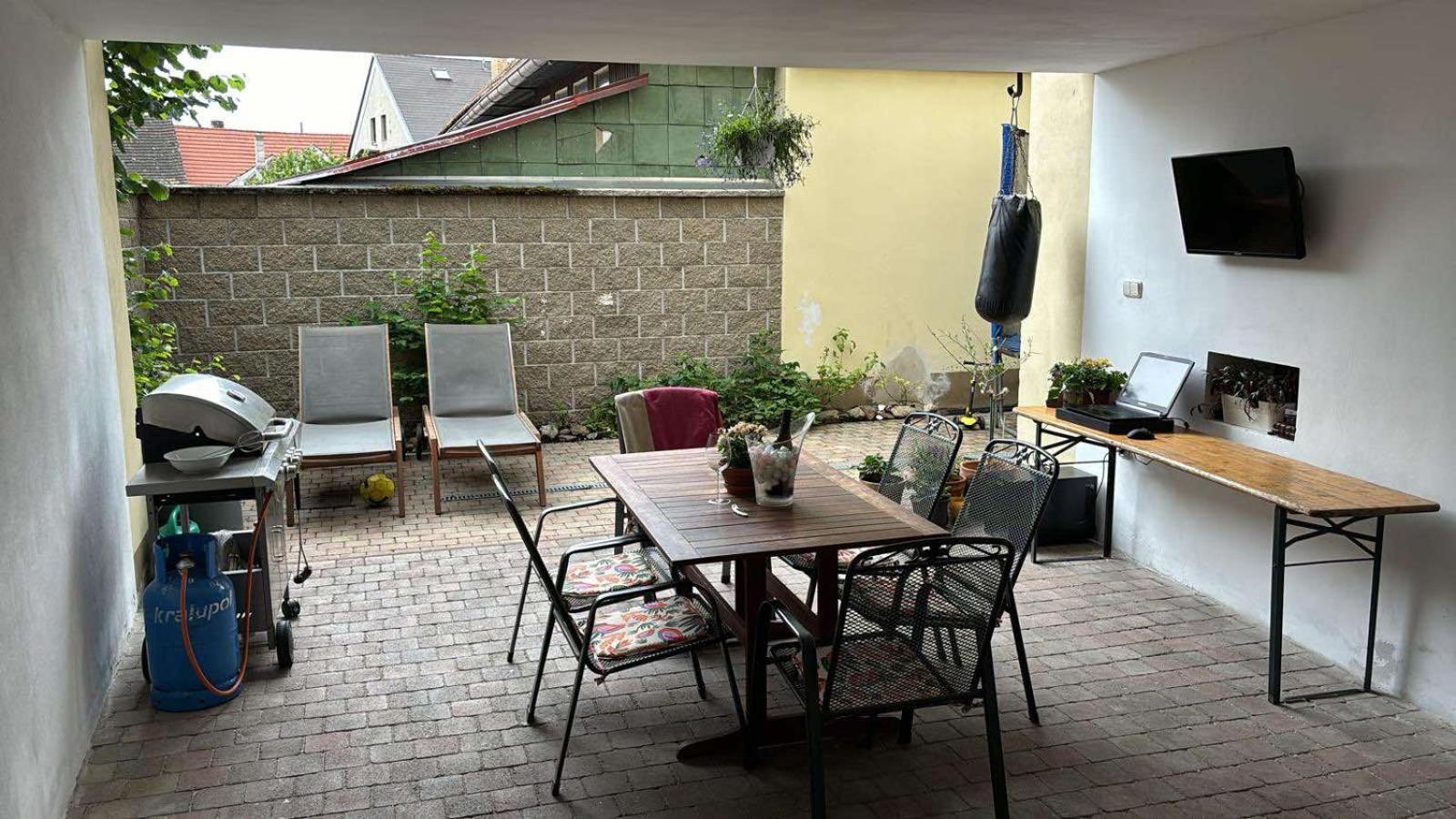 Apartmán U Slunečnice Husinetz Esterno foto