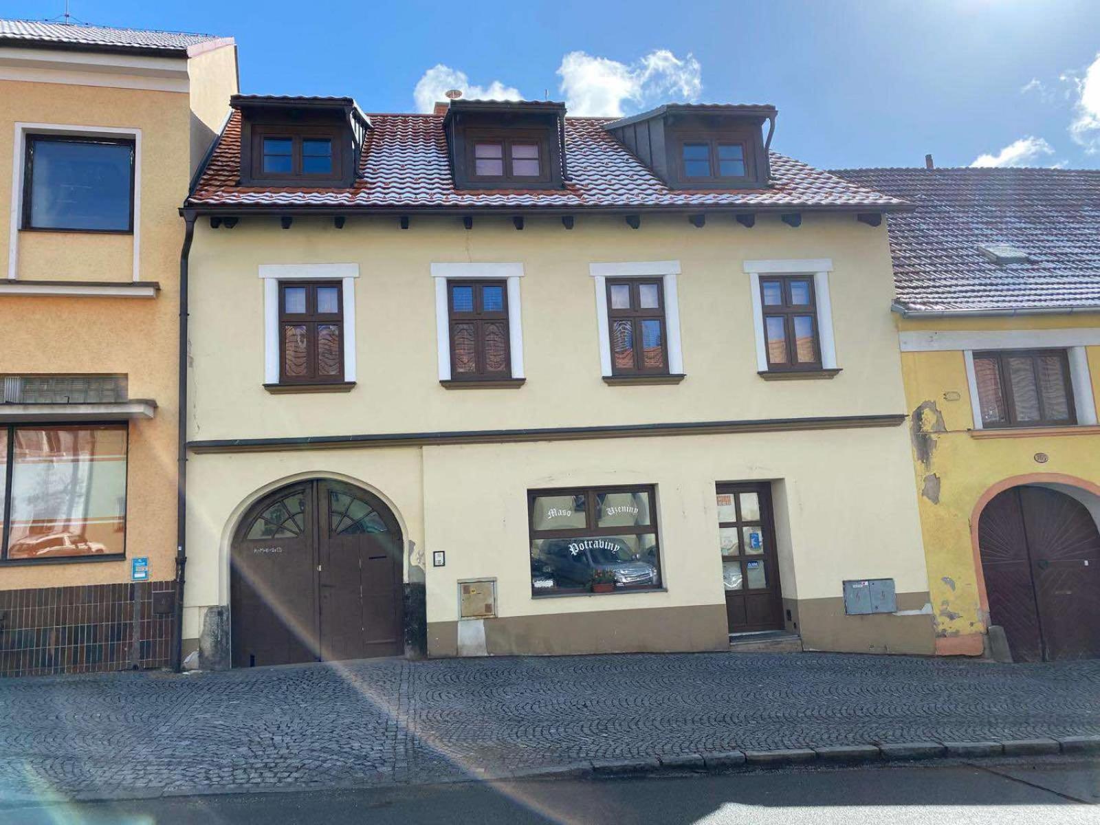Apartmán U Slunečnice Husinetz Esterno foto